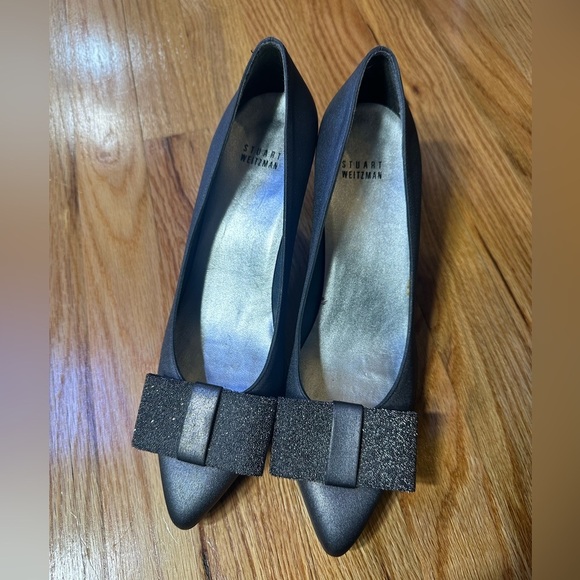Stuart Weitzman Jeweled Bling Bow Satin Metallic Silver Kitten Heel Pumps - Picture 2 of 9